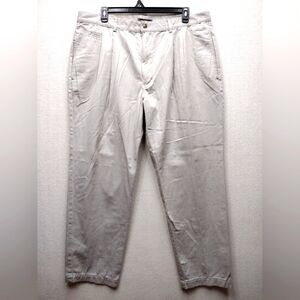 Bugle Boy Vintage Men 44x32 Beige Pleated Khakis Straight Comfort Fit Chino Mens